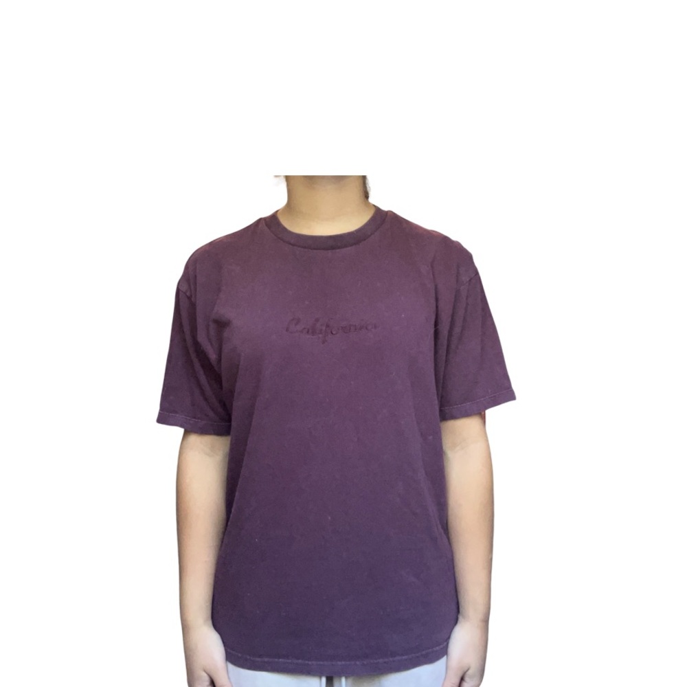 Maroon Men’s Aero Shirt California Writing On Front Size Small